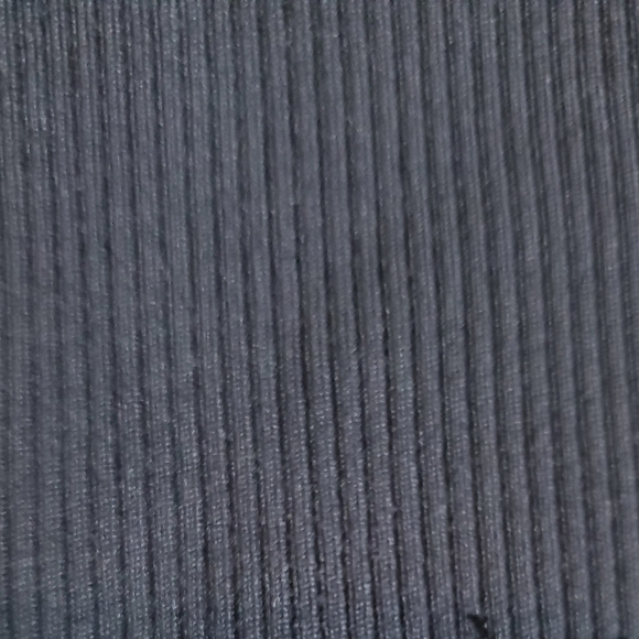 Aritzia Babaton GONZALO T-SHIRT High Neck Ribbed Crop Top Womans XL - Picture 3 of 6